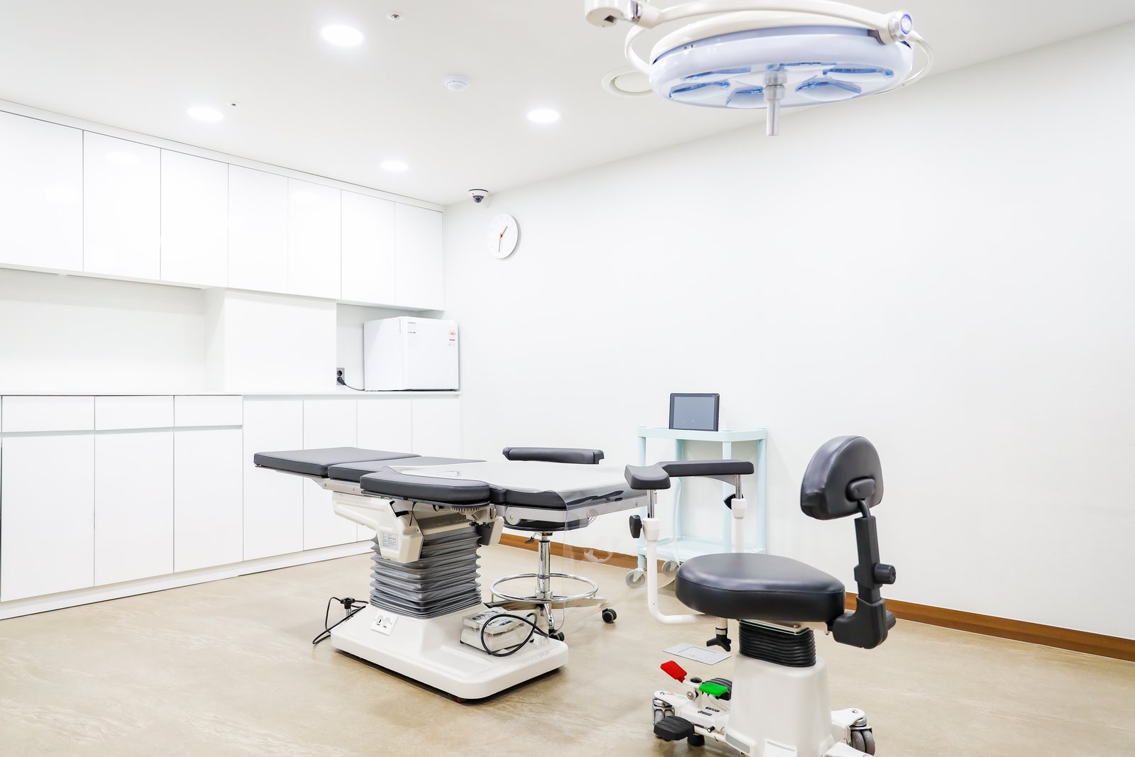 PRP Hair Loss Treatment at MONARA Dermatology Clinic